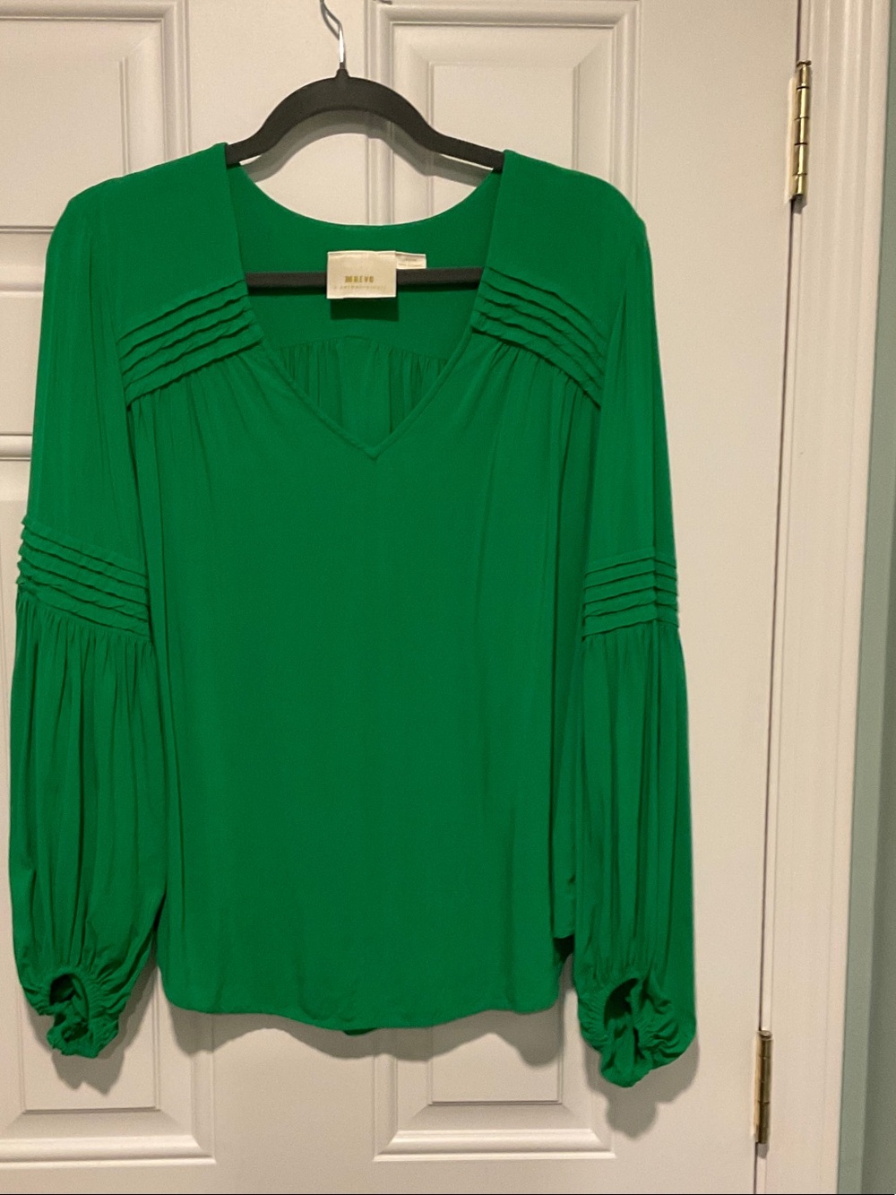 Anthropologie Emerald Green V‑Neck Pintuck Balloon Sleeve Blouse